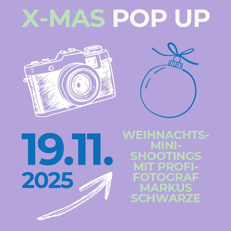 Lila Grafik mit weißer Kamera und Skizzen von Weihnachtsornamenten. Text: "19.11.2025 // X-Mas-Fotoshooting" von Tüdelband Winsen-Weihnachts-Minishootings mit Profifotograf Markus Schwarze in grünen und weißen Akzenten.