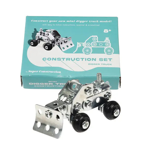 Der 54-teilige Mini-Bausatz - Radlader von Rex London ist bereits vor der Verpackung zusammengebaut und ausgestellt - ideal für Fans von kreativen Geschenkideen und stilvollen Wohnaccessoires, geeignet ab 8 Jahren.